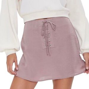 New with tag Forever 21 Women’s Lace-Up Satin Taupe Dusty Rose Mini Pencil Skirt